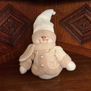 Classy cream snowman